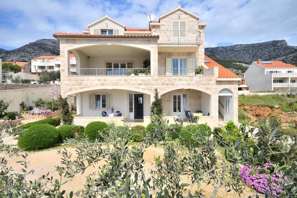 Apartments Regina Μπολ Εξωτερικό φωτογραφία