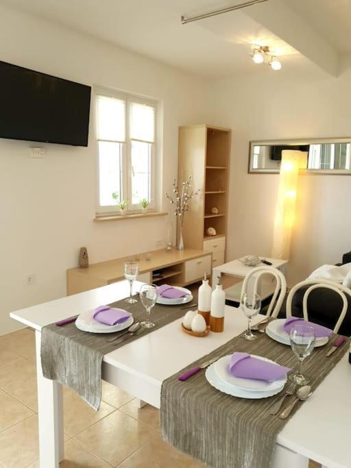 Apartments Regina Μπολ Εξωτερικό φωτογραφία