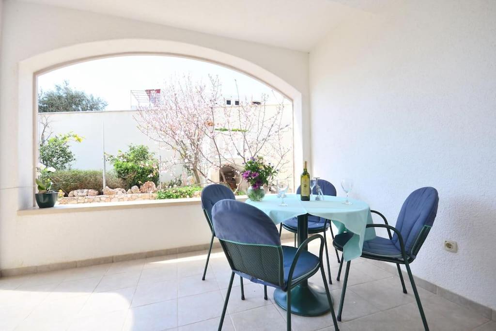 Apartments Regina Μπολ Εξωτερικό φωτογραφία
